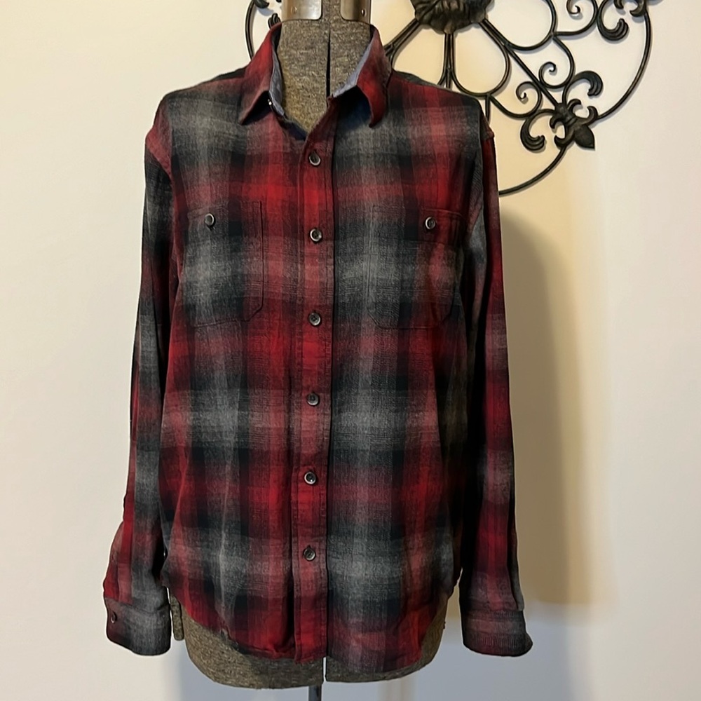 Tailor Vintage luxe performance long sleeve button up plaid shirt, red/black L